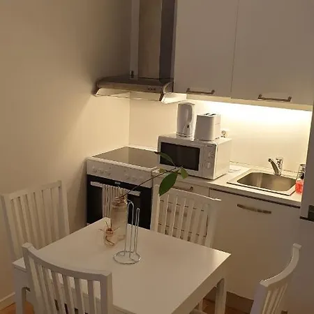 Cozy 1 Bedroom In Centrum