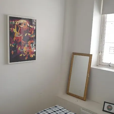 Cozy 1 Bedroom In Centrum